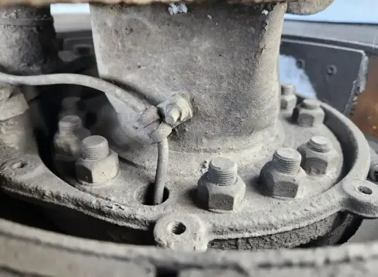 Picture of (Used) 2013 Freightliner 114SD, REAR DIFFERENTIAL HUBS