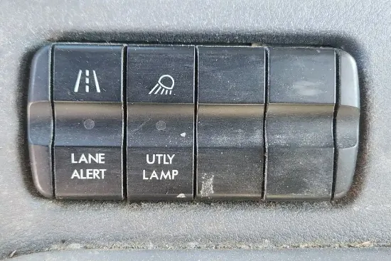 Picture of (Used) 2016 Freightliner Cascadia 113, MISCELLANEOUS DASH SWITCHES