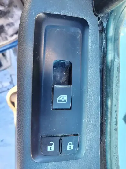 Picture of (Used) 2021 International HV613, DOOR ELECTRIC SWITCH