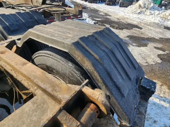 Picture of (Used) 2006 Peterbilt 357, REAR QUARTER FENDER