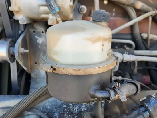 Picture of (Used) 2006 Peterbilt 357, POWER STEERING RESERVOIR