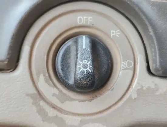 Picture of (Used) 2005 Sterling L7500, MISCELLANEOUS DASH SWITCHES