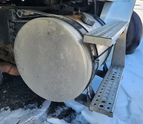 Picture of (Used) 2005 Sterling L7500, FUEL TANK