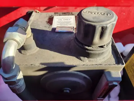 Picture of (Used) 2007 Pierce Dash, HYDRAULIC TANK