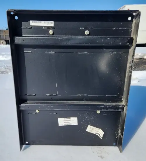 Picture of (Used) 2020 Peterbilt 567, BATTERY BOX COVER 