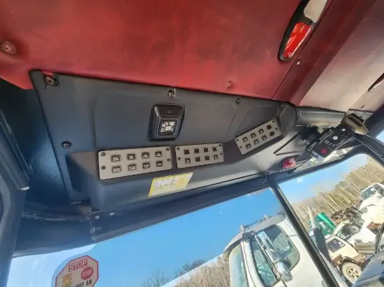 Picture of (Used) 2007 Pierce Dash, OVERHEAD STORAGE CONSOLE