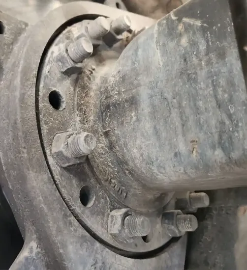 Picture of (Used) 2020 Peterbilt 567, FRONT DIFFERENTIAL HUBS
