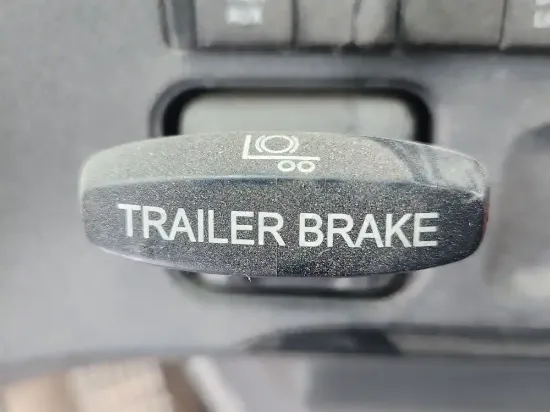 Picture of (Used) 2024 Freightliner Cascadia 116 Day Cab, MISCELLANEOUS DASH SWITCHES