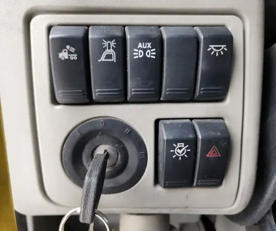 Picture of (Used) 2020 Peterbilt 567, MISCELLANEOUS DASH SWITCHES