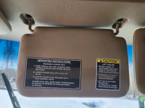 Picture of (Used) 2018 Kenworth T880, SUN VISOR