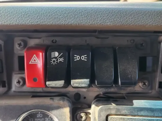 Picture of (Used) 2018 Kenworth T880, MISCELLANEOUS DASH SWITCHES