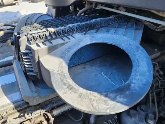 Picture of (Used) 2019 Freightliner Cascadia 126, AIR CLEANER