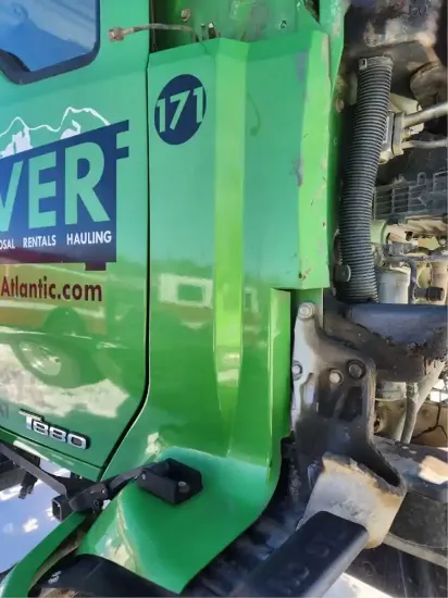 Picture of (Used) 2018 Kenworth T880, COWL