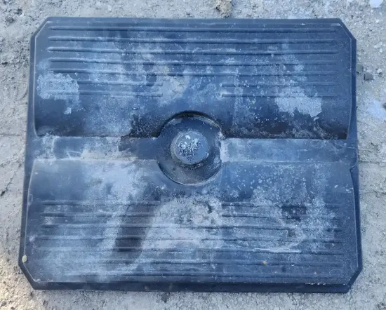 Picture of (Used) 2019 Freightliner Cascadia 126, BATTERY BOX COVER (2)