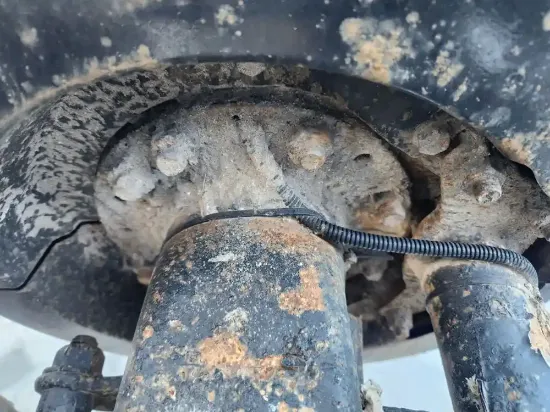 Picture of (Used) 2018 Kenworth T880, REAR DIFFERENTIAL HUBS