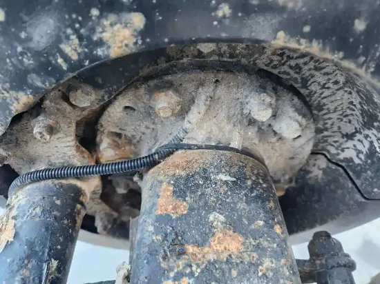 Picture of (Used) 2018 Kenworth T880, REAR DIFFERENTIAL HUBS