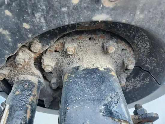 Picture of (Used) 2018 Kenworth T880, FRONT DIFFERENTIAL HUBS