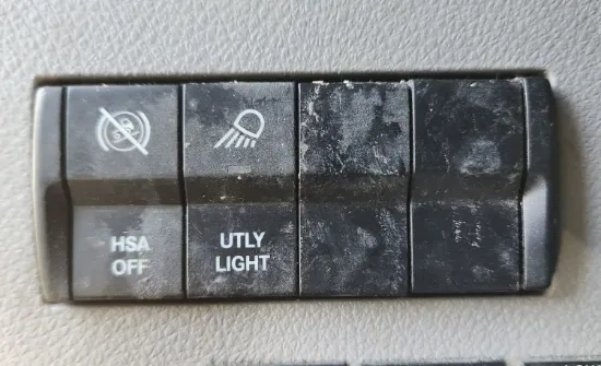 Picture of (Used) 2019 Freightliner Cascadia 126, MISCELLANEOUS DASH SWITCHES