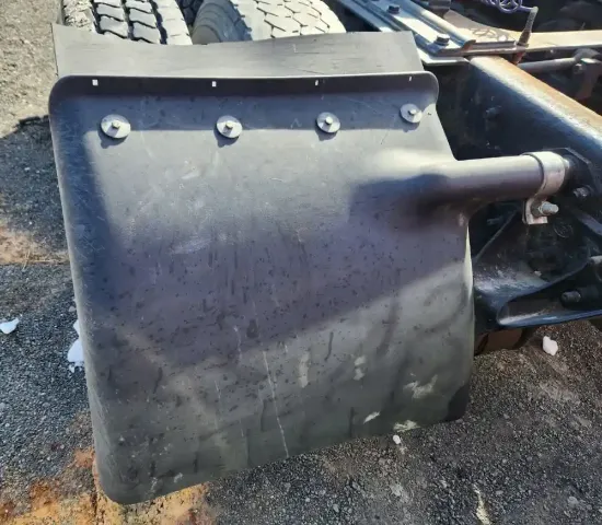 Picture of (Used) 2003 Mack CH613, REAR QUARTER FENDER