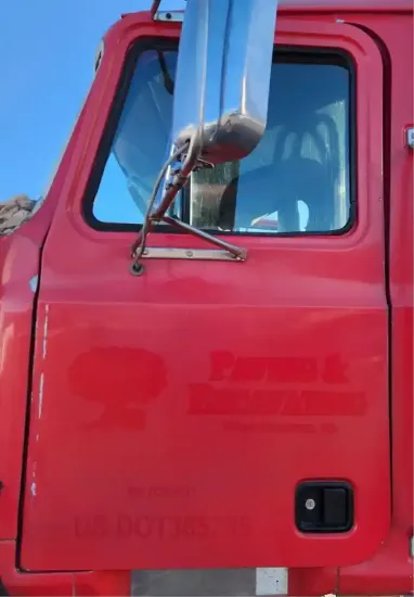 Picture of (Used) 2003 Mack CH613, DOOR