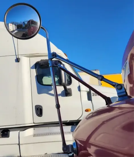 Picture of (Used) 2003 Mack CH613, MIRROR