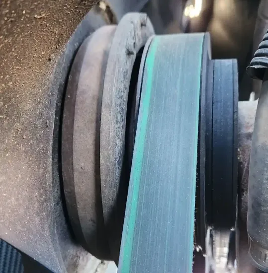 Picture of (Used) 2003 Mack CH613, FAN CLUTCH