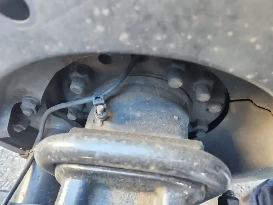 Picture of (Used) 2015 Freightliner Cascadia 125, REAR DIFFERENTIAL HUBS