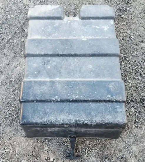 Picture of (Used) 2003 Mack CH613, BATTERY BOX COVER