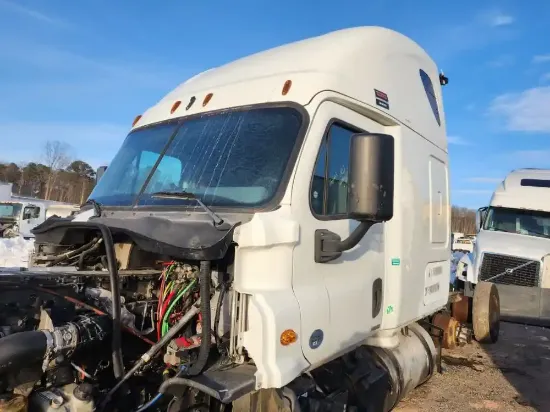 Picture of (Used) 2015 Freightliner Cascadia 125, CAB