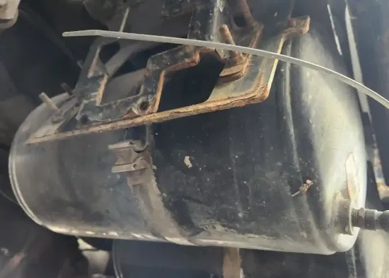 Picture of (Used) 2013 Freightliner Cascadia 125, AIR TANK (1)