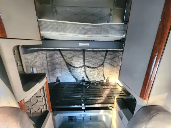 Picture of (Used) 2014 Freightliner Cascadia 125, SLEEPER BUNK