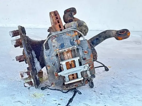 Picture of (Used) 2014 International 4300, SPINDLES/KNUCKLES 