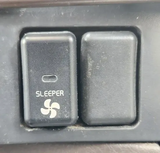 Picture of (Used) 2013 Volvo VNL, MISCELLANEOUS DASH SWITCHES