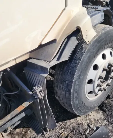 Picture of (Used) 2013 Volvo VNL, FENDER EXTENSION