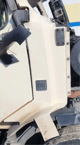 Picture of (Used) 2013 Volvo VNL, COWL