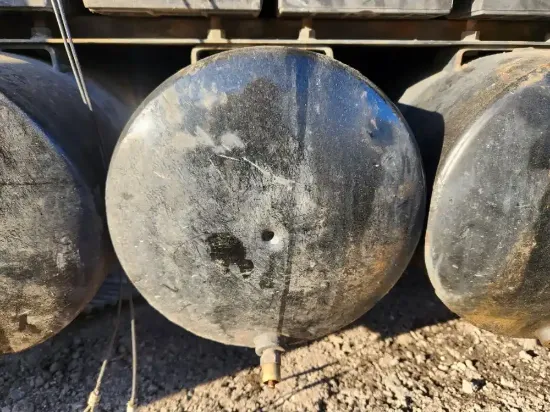 Picture of (Used) 2016 Volvo VNL, AIR TANK