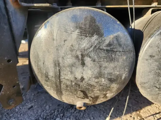 Picture of (Used) 2016 Volvo VNL, AIR TANK