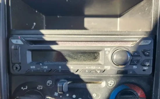 Picture of (Used) 2021 Chevrolet W4500, RADIO