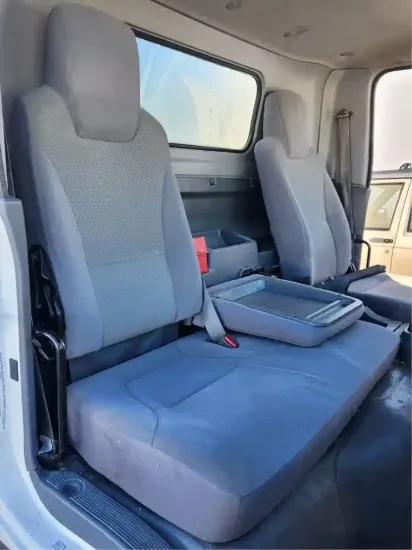 Picture of (Used) 2021 Chevrolet W4500, SEAT