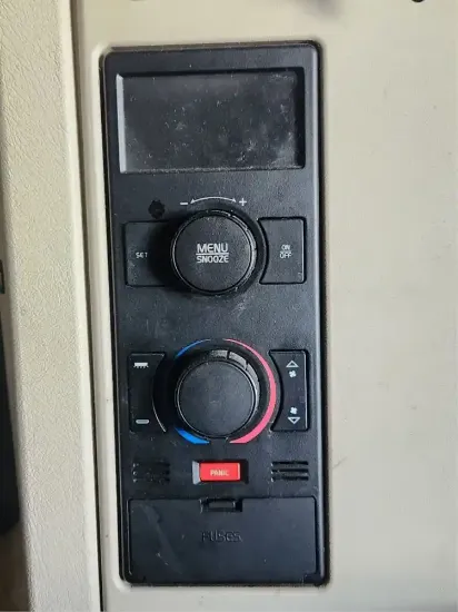 Picture of (Used) 2016 Volvo VNL, SLEEPER CONTROL PANEL