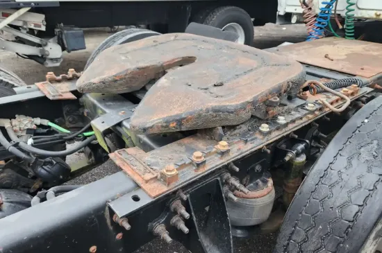 Picture of (Used) 2011 International PROSTAR, FIFTH WHEEL