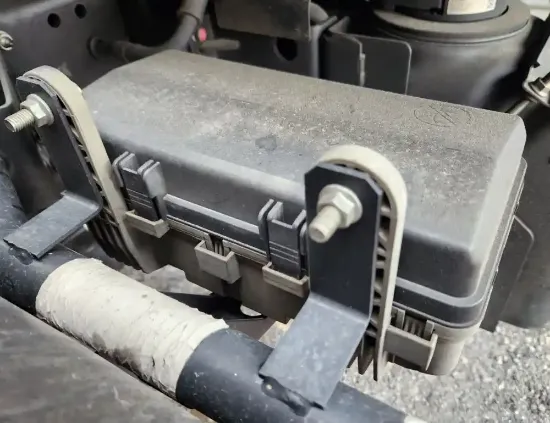 Picture of (Used) 2018 Isuzu FTR, FUSE BOX