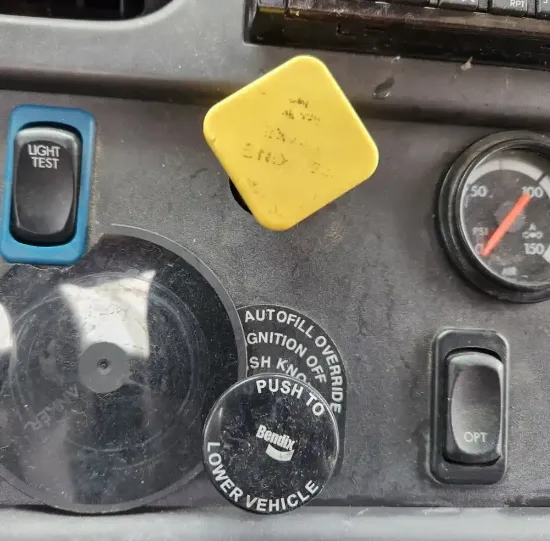 Picture of (Used) 2018 Freightliner M2 106, MISCELLANEOUS DASH SWITCHES