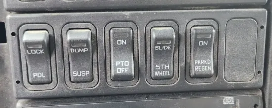 Picture of (Used) 2011 International PROSTAR, MISCELLANEOUS DASH SWITCHES