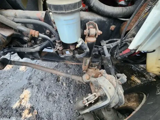 Picture of (Used) 2017 International DuraStar 4300, FRONT LEAF SPRINGS