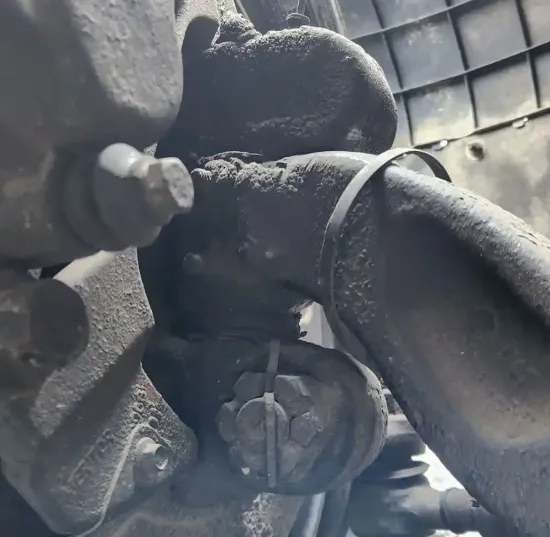 Picture of (Used) 2008 International CF500, FRONT SPINDLE/KNUCKLE