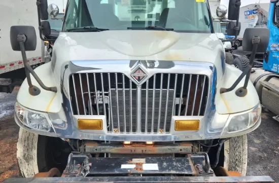 Picture of (Used) 2003 International 4300, HOOD ASSEMBLY
