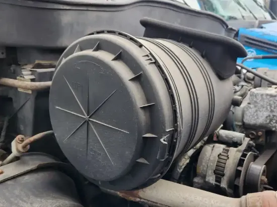 Picture of (Used) 2003 International 4300, AIR CLEANER