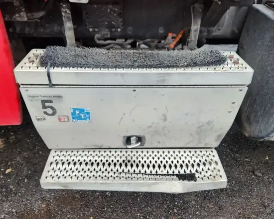 Picture of (Used) 2018 Peterbilt 567, BATTERY BOX