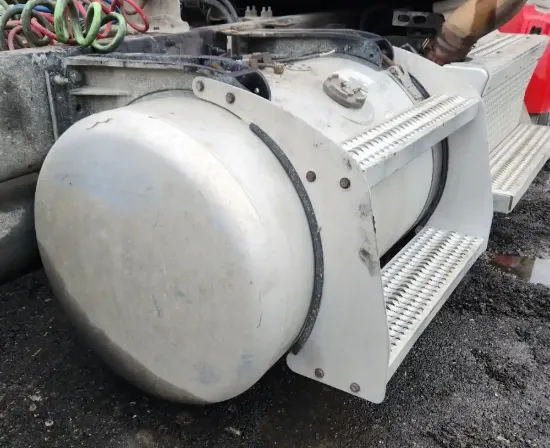 Picture of (Used) 2018 Peterbilt 567, FUEL TANK